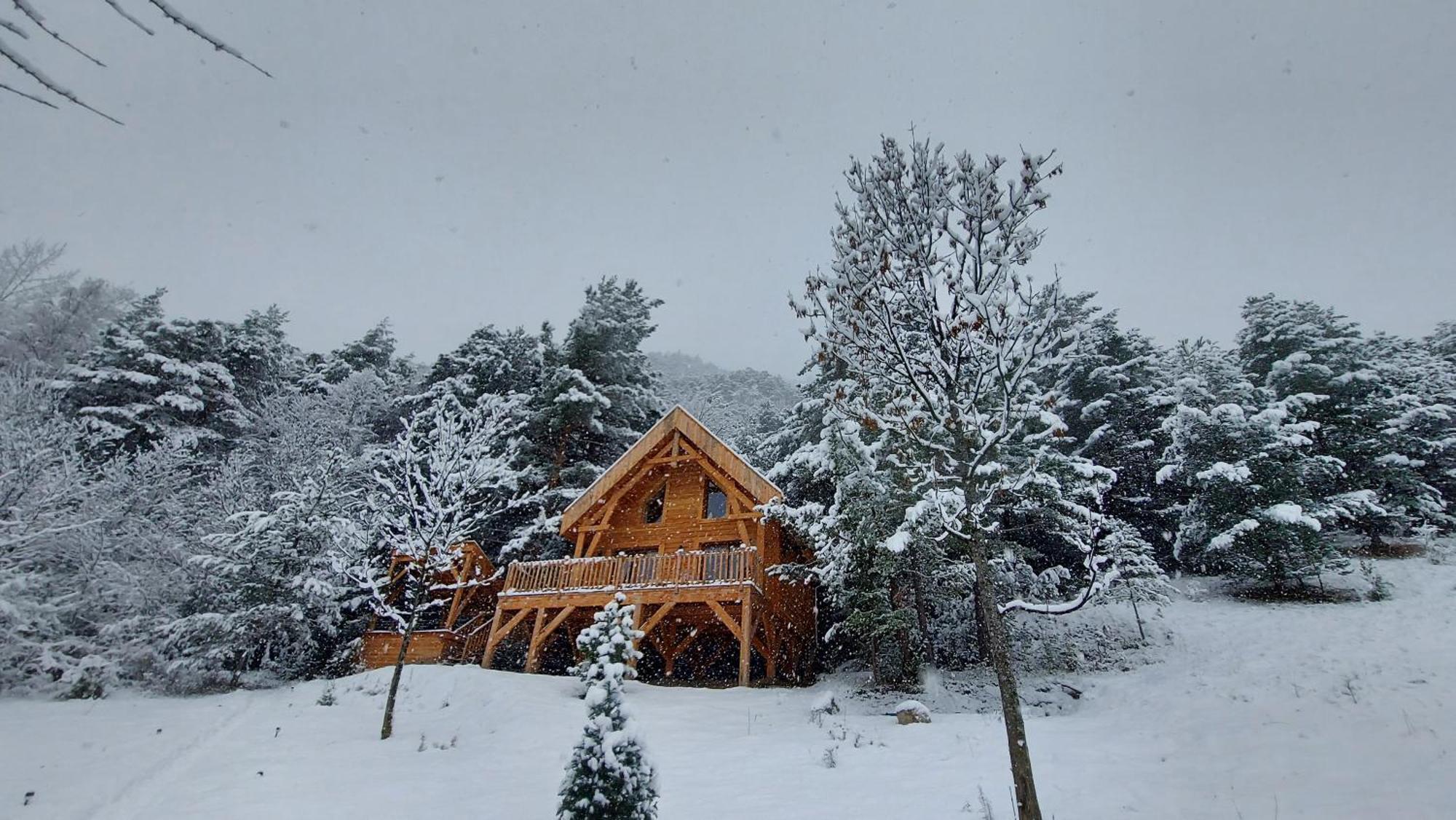 Chalet L'Empreinte Saint-Etienne-de-Tinee Exterior photo